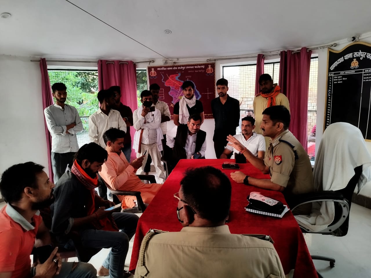 बजरंग दल ने हड्डियों व मांस से भरा ट्रक पकड़ा…